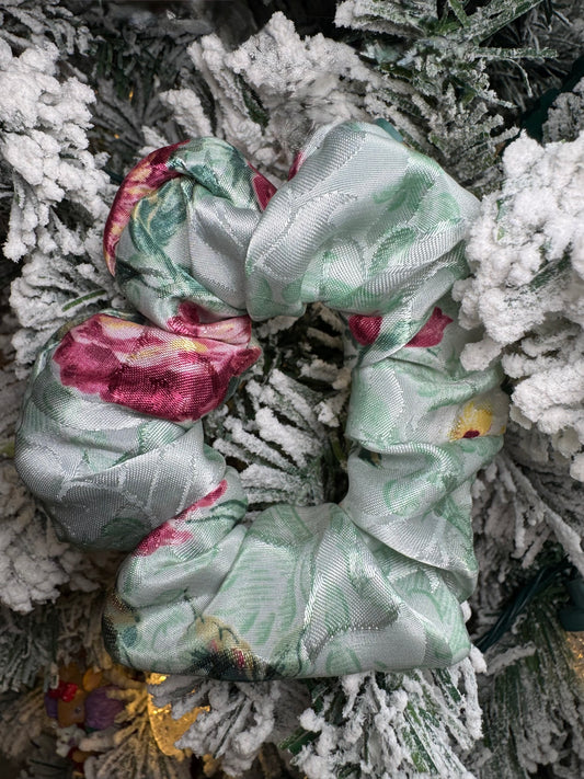 Serena Scrunchie