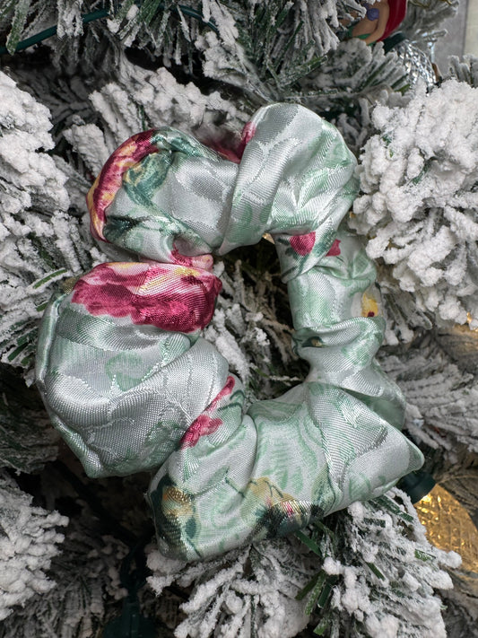 Serena Scrunchie